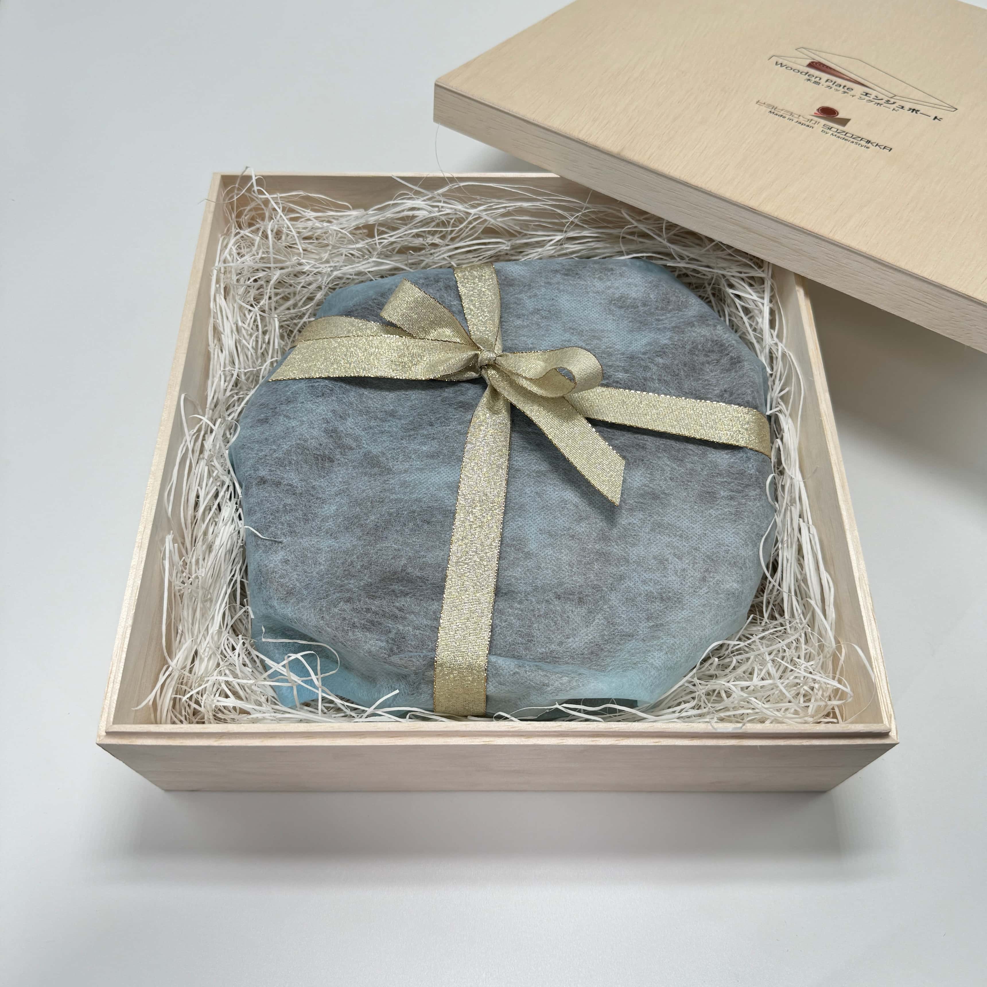 縁起物として贈り物にも、結婚祝いや新築祝いに